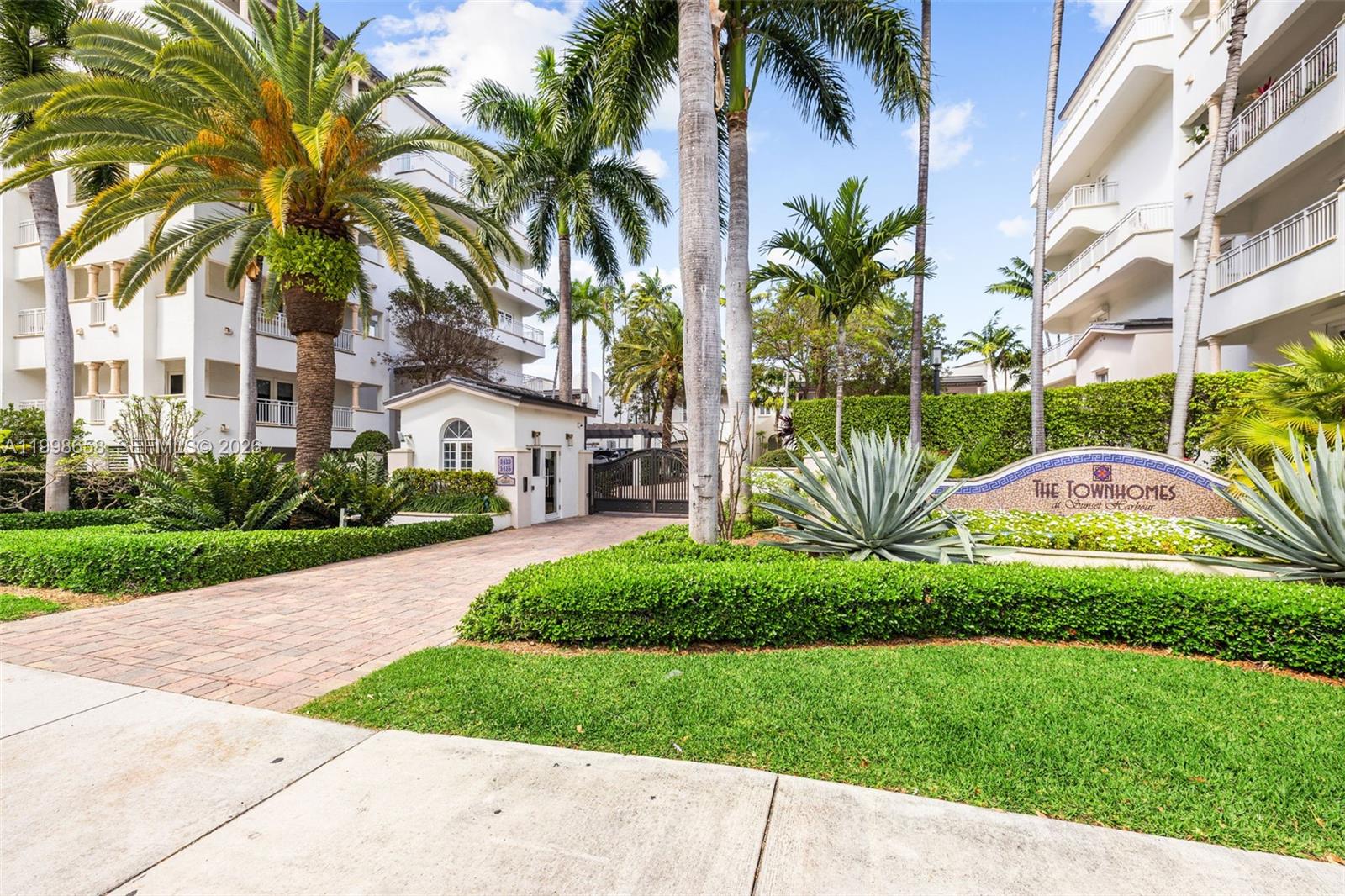 1415 Sunset Harbour Drive