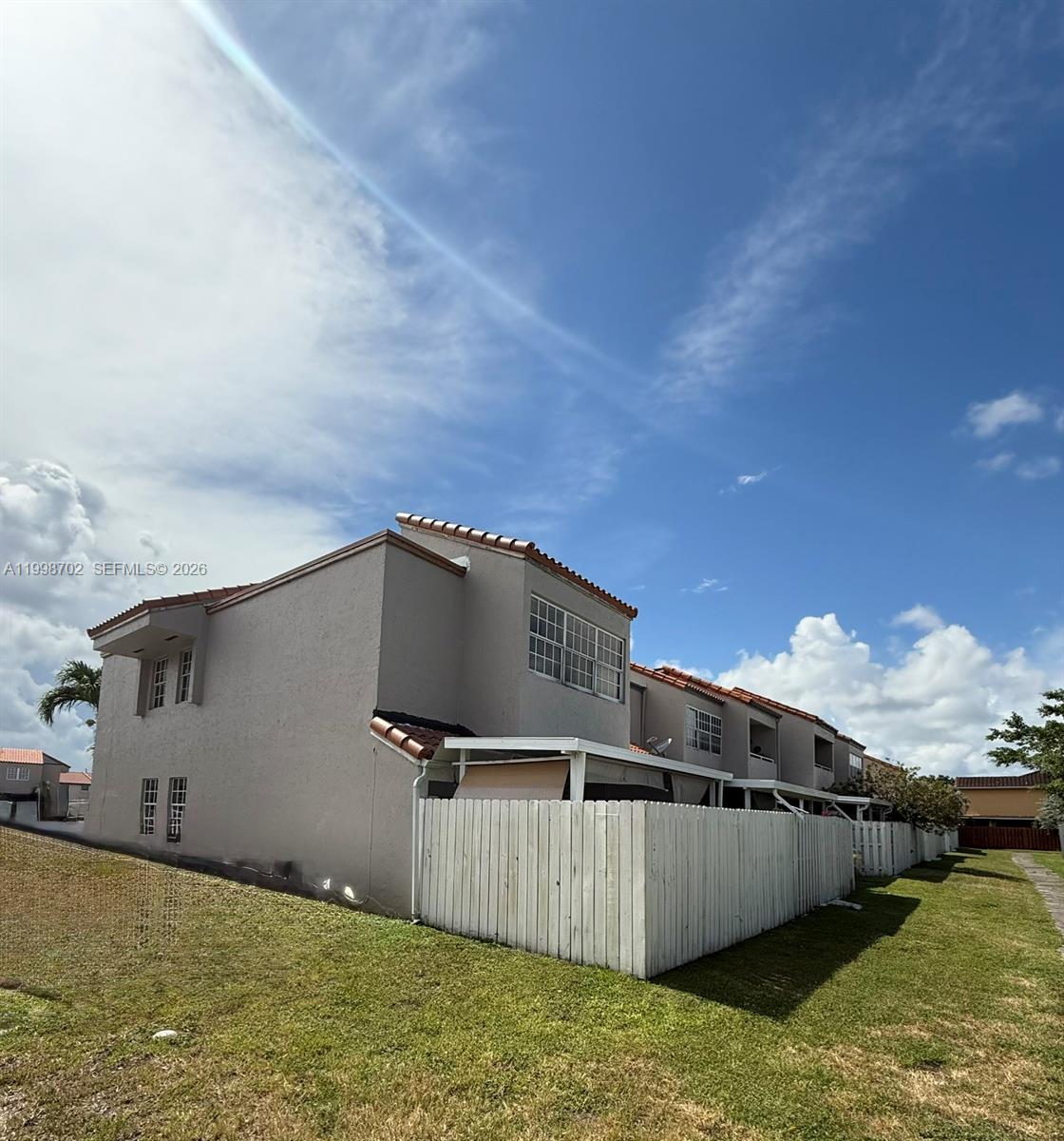 6217 SW 128th Place