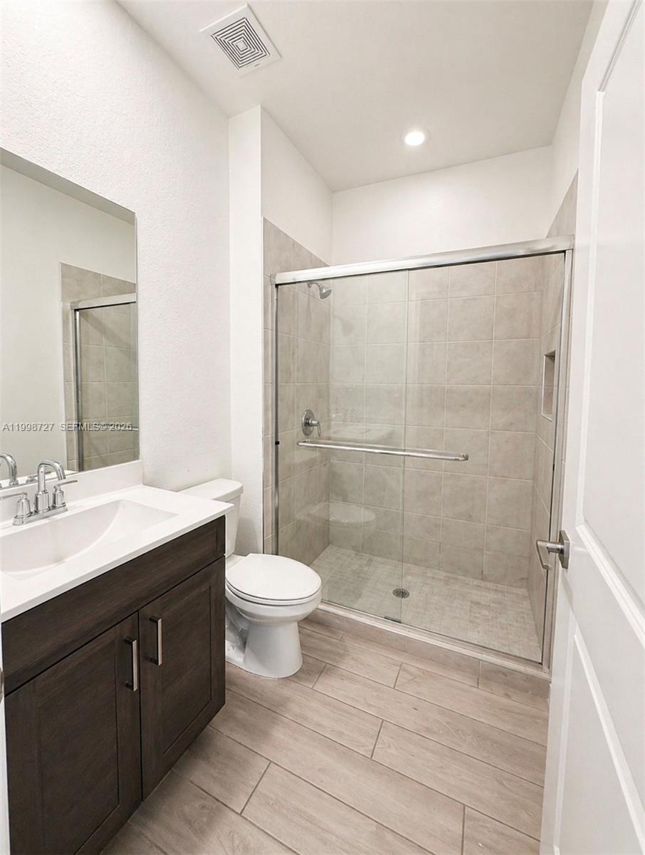 823 SE 17th Street