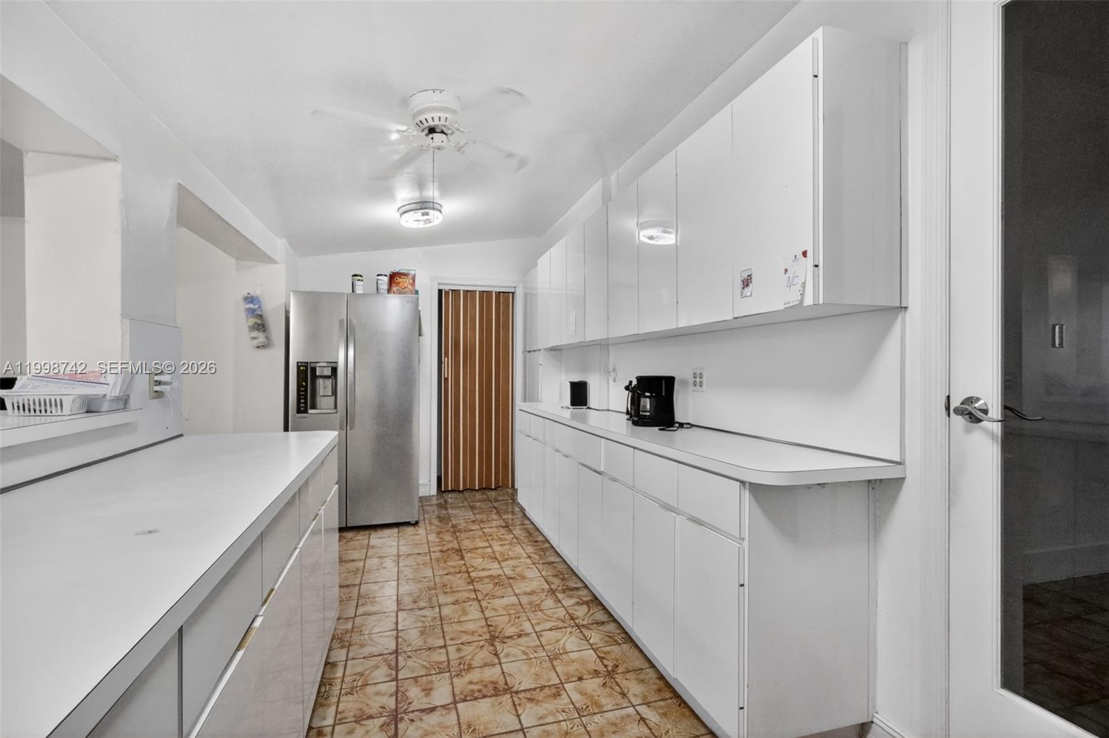 733 W 33rd Street