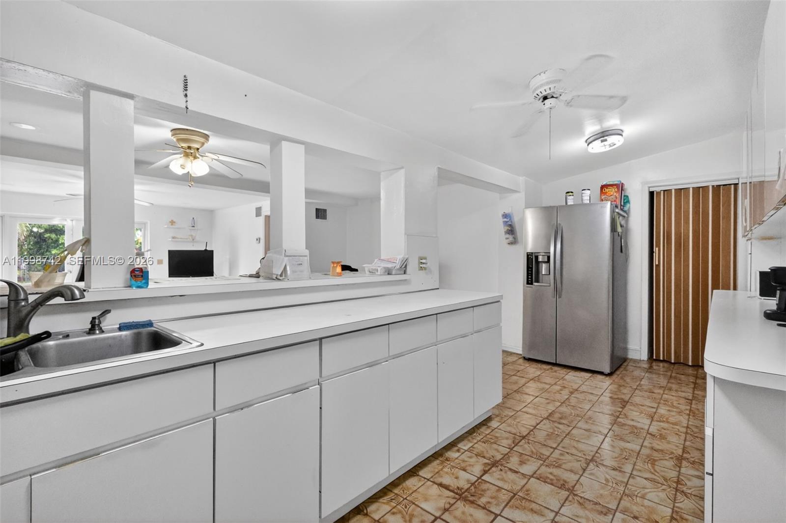 733 W 33rd Street