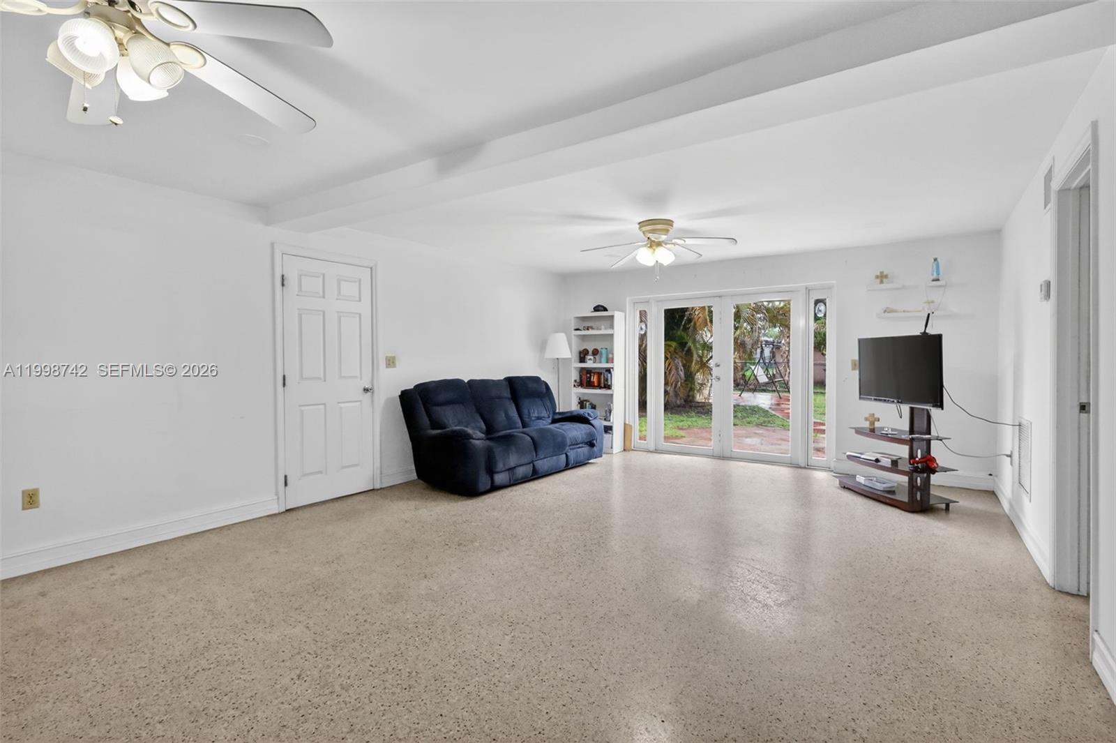 733 W 33rd Street