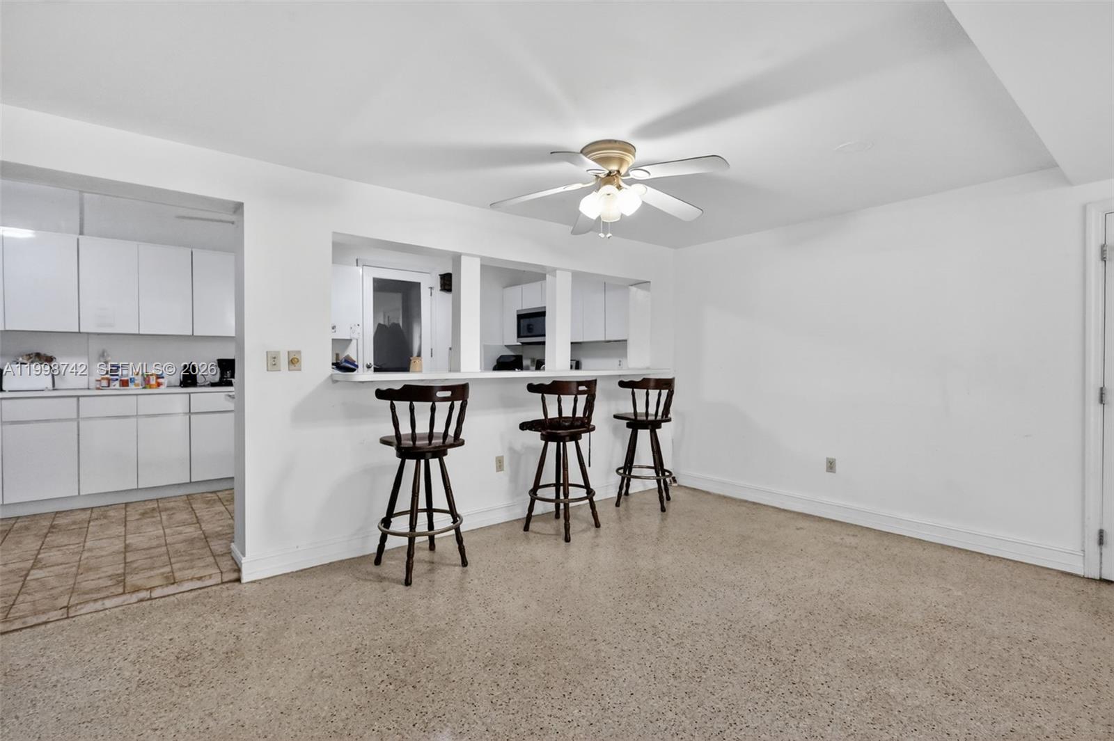 733 W 33rd Street