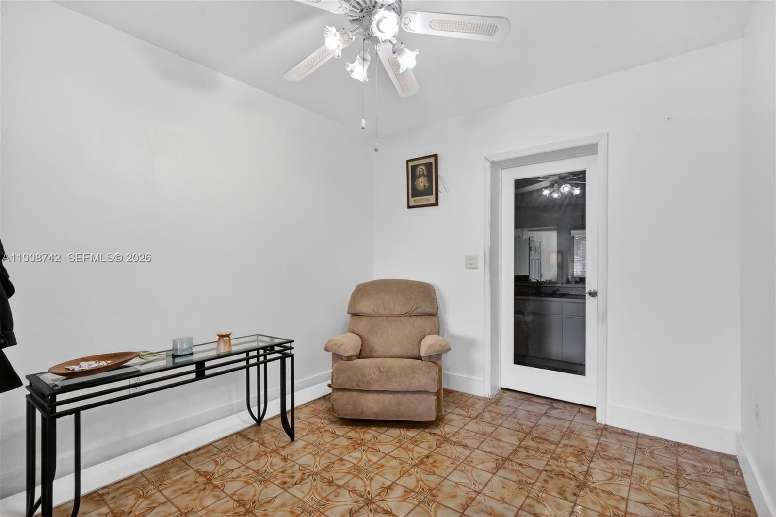 733 W 33rd Street