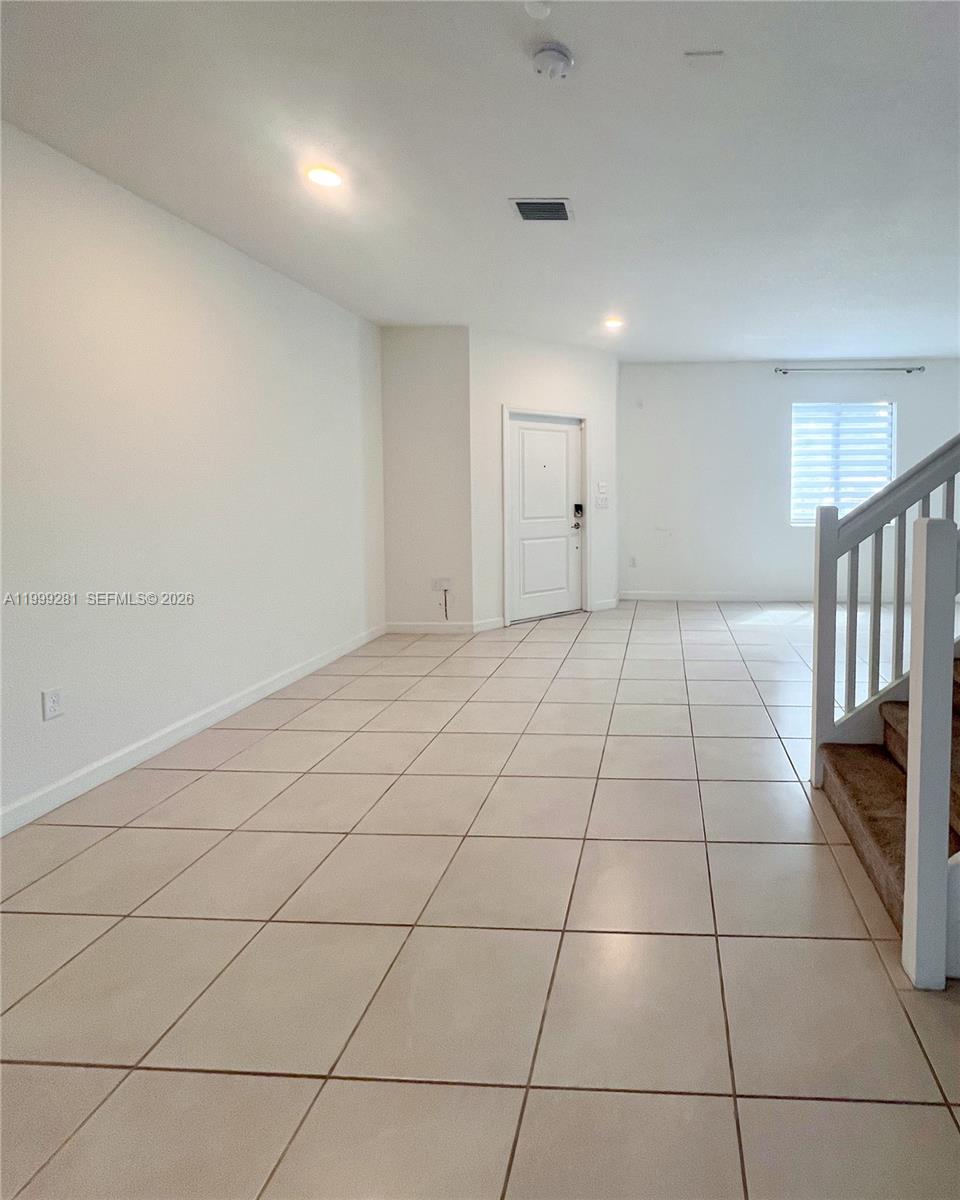 20800 NE 5th Court