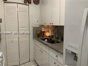 1300 W 53rd Street