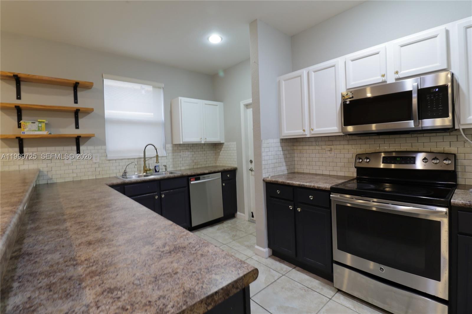 3698 SE 2nd Drive