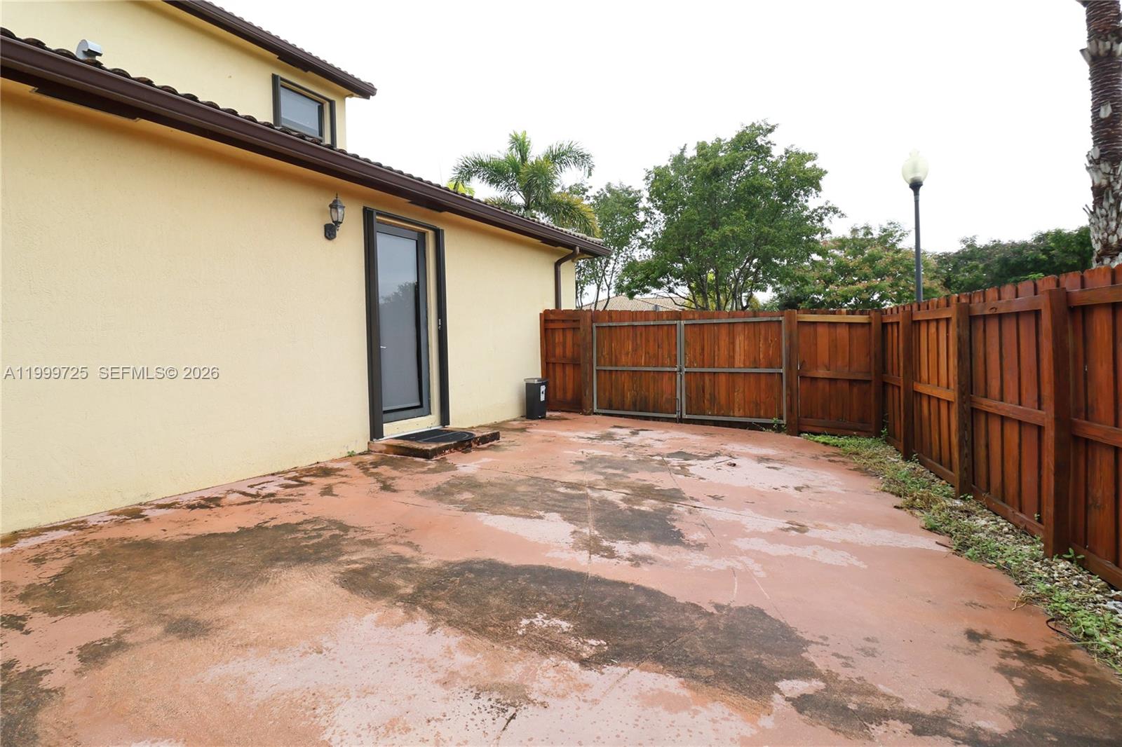 3698 SE 2nd Drive