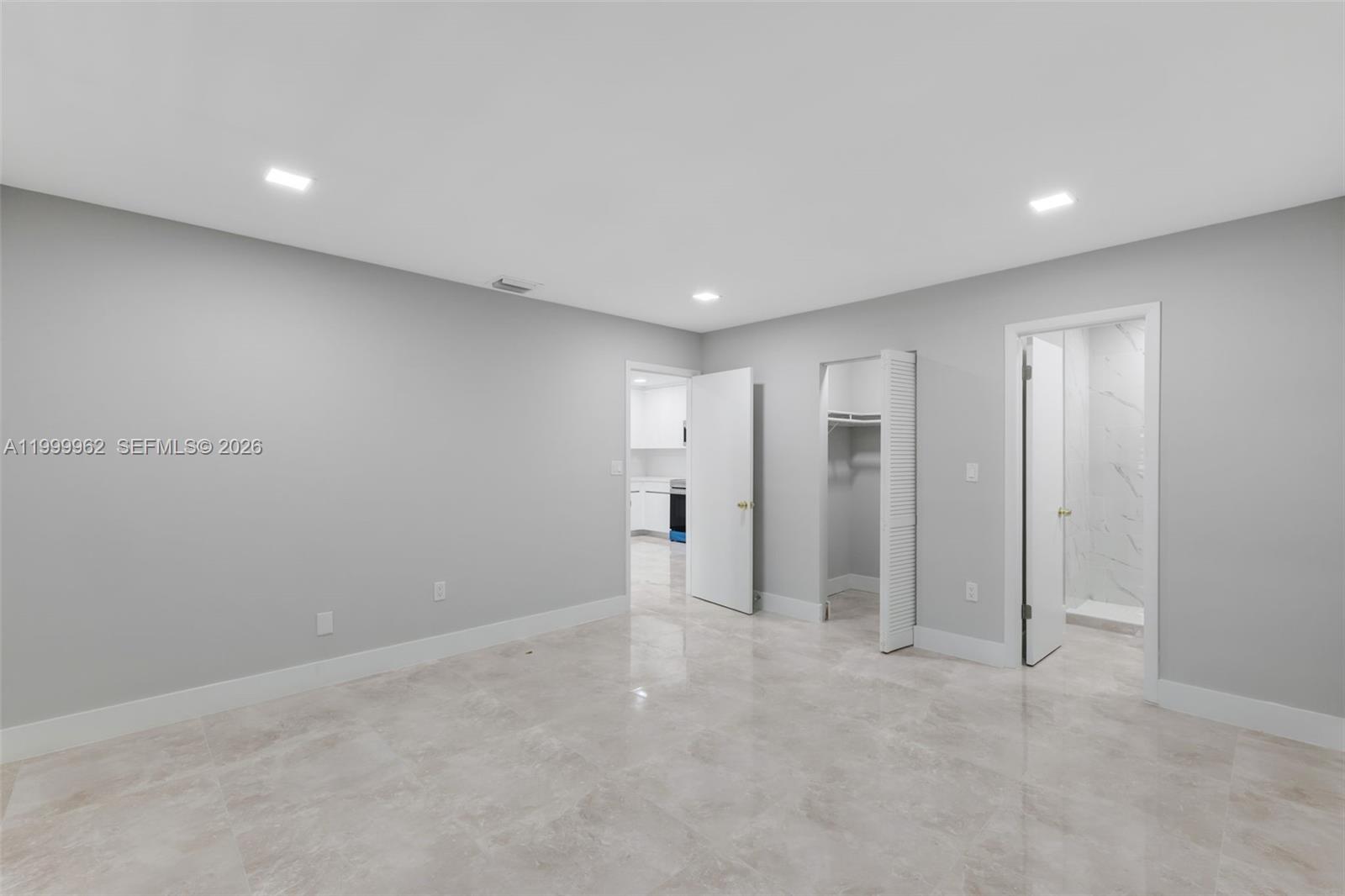 15685 SW 82nd Cir Lane