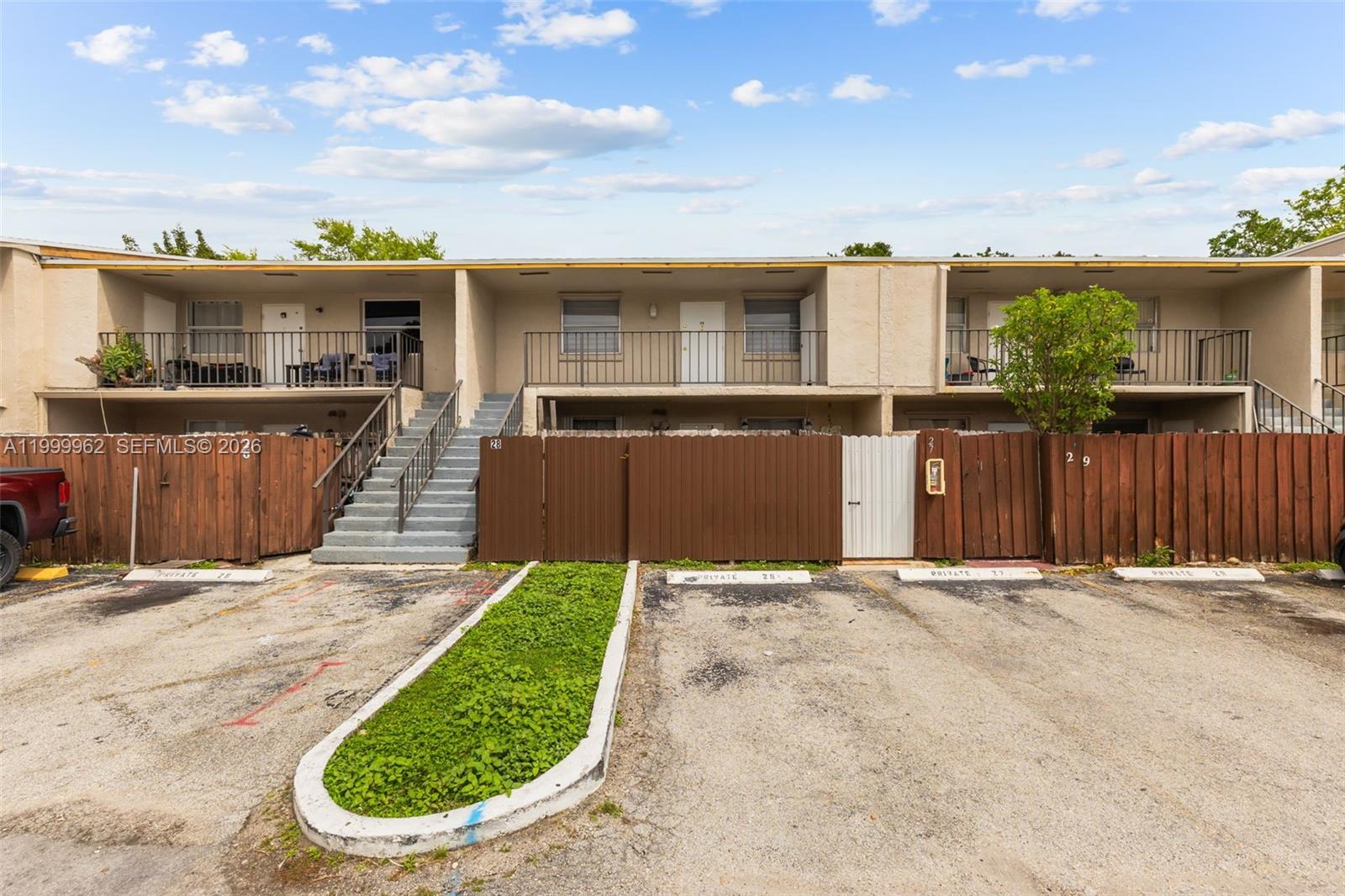 15685 SW 82nd Cir Lane