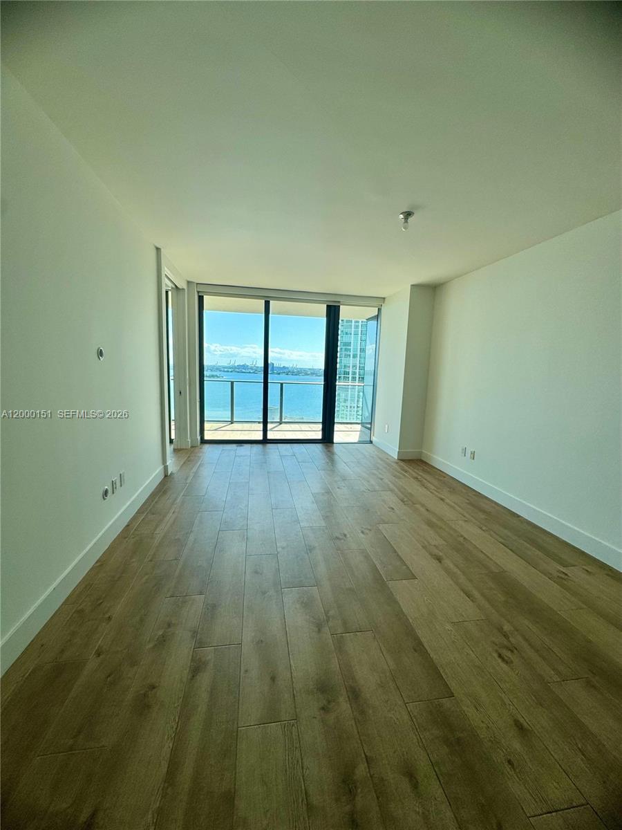 650 NE 32 Street
