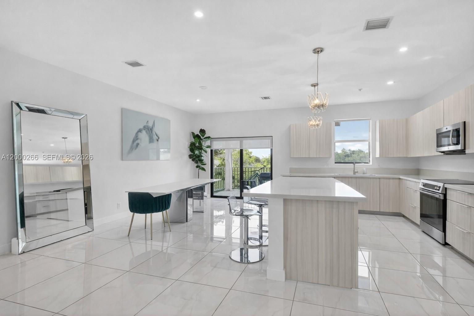 10467 NW 82nd Street