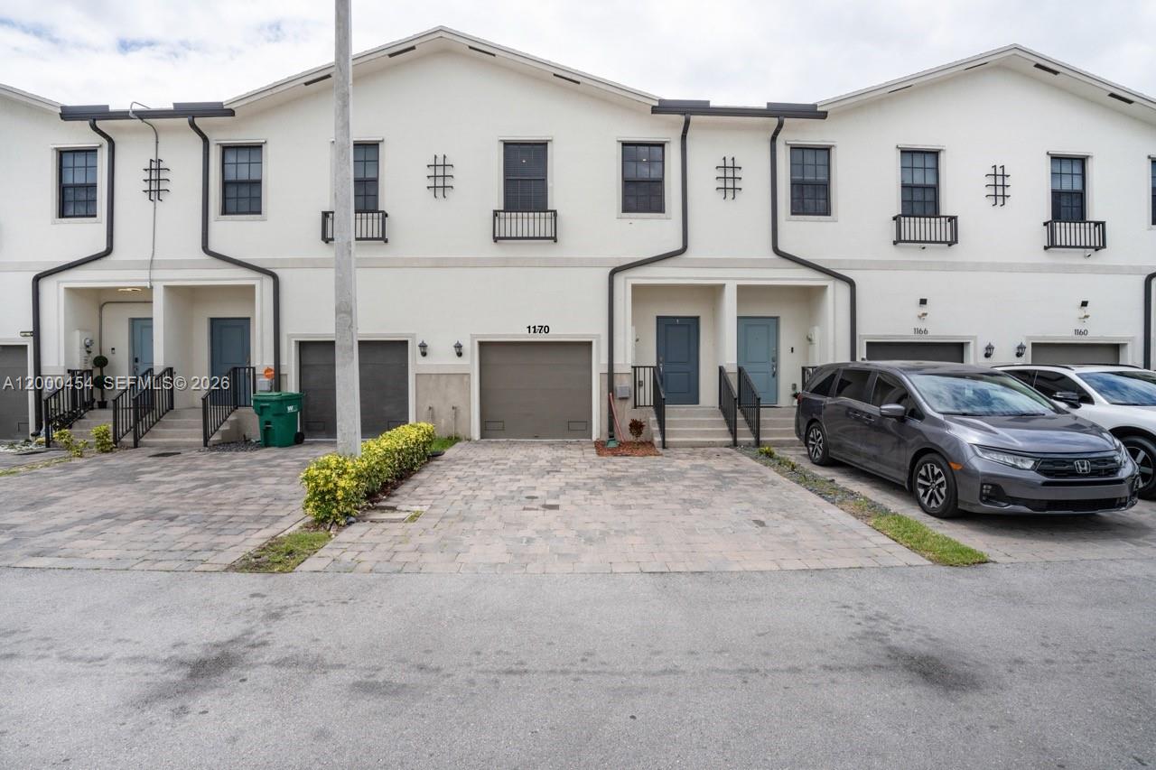 1170 SW 7th Court