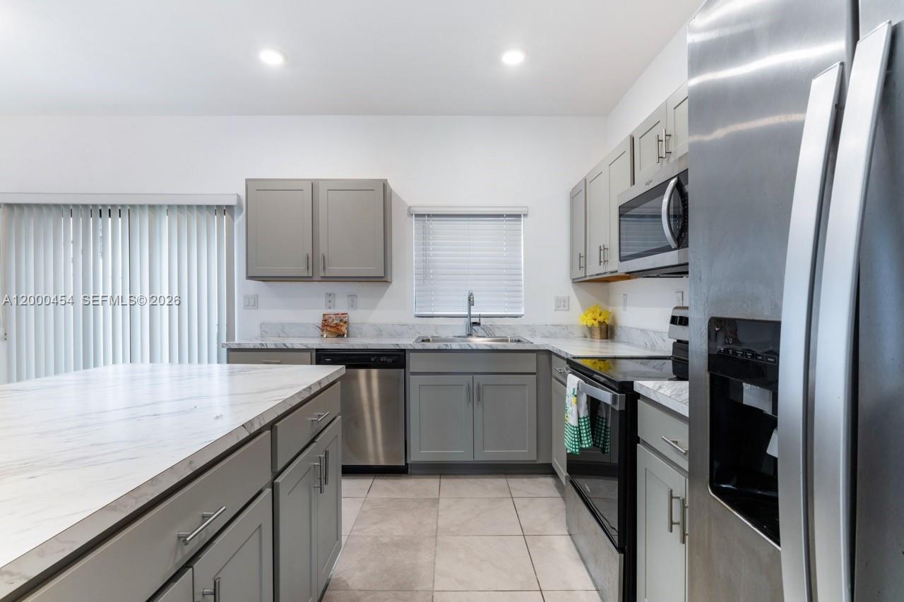 1170 SW 7th Court