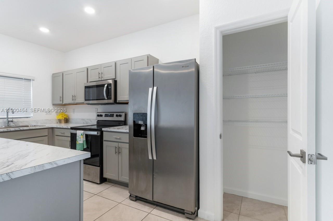 1170 SW 7th Court