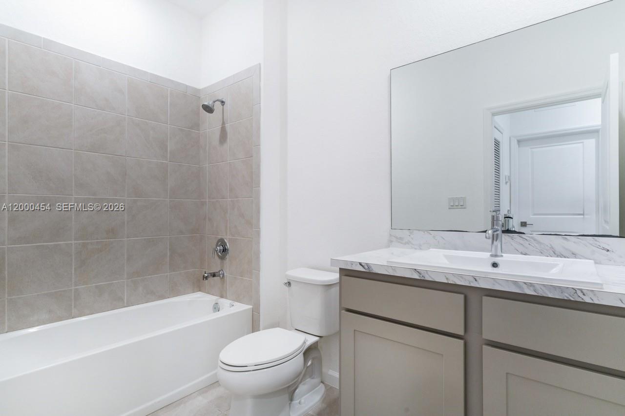 1170 SW 7th Court