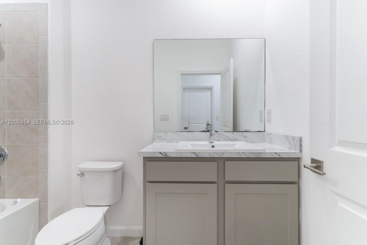 1170 SW 7th Court