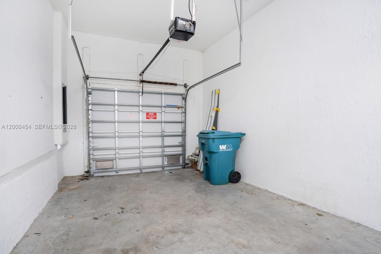 1170 SW 7th Court