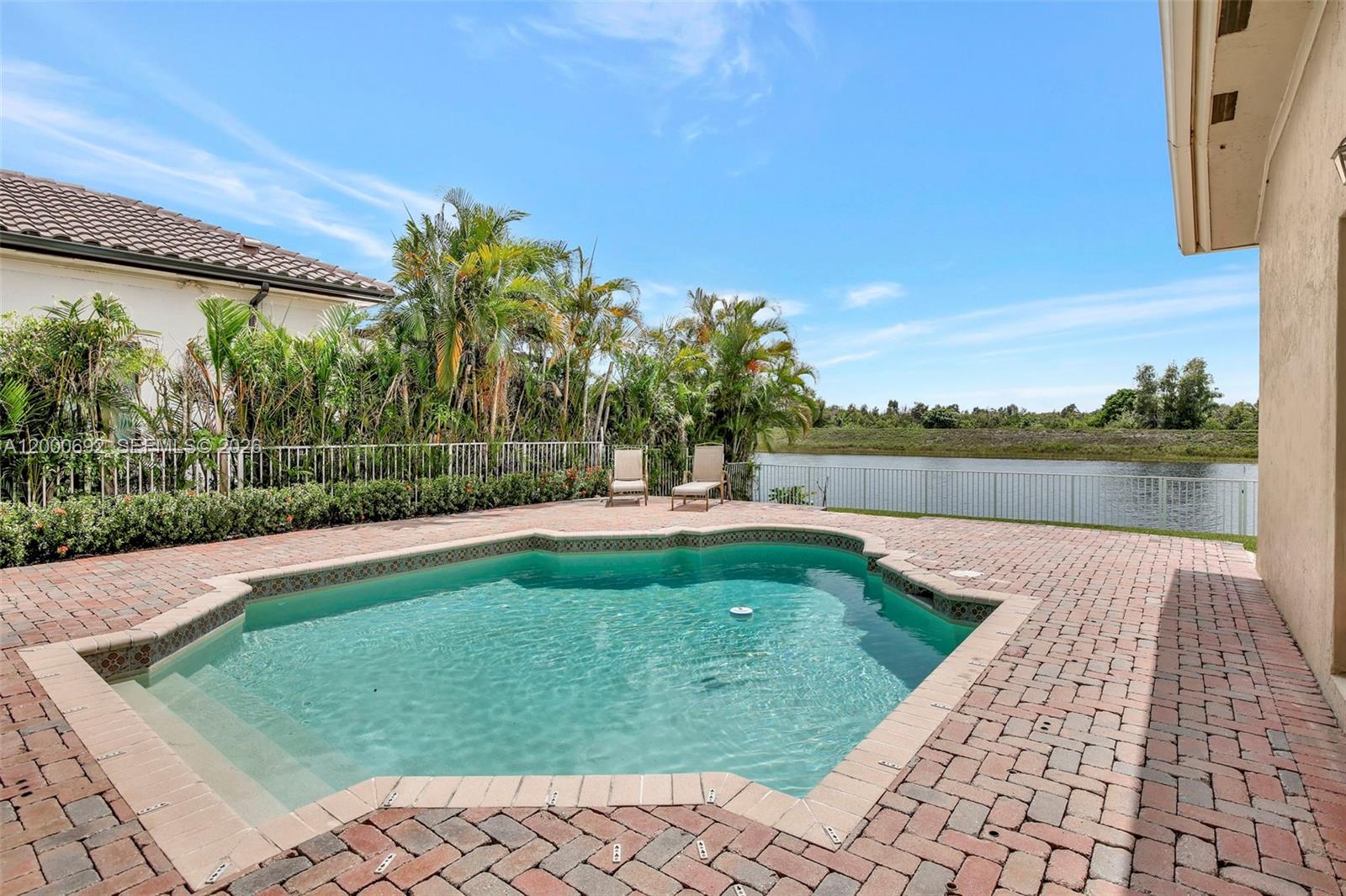3060 SW 195th Terrace