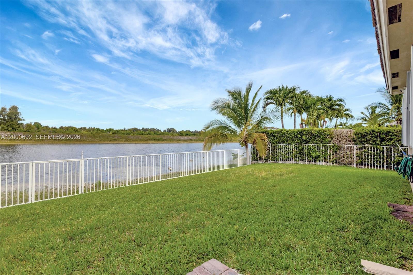3060 SW 195th Terrace