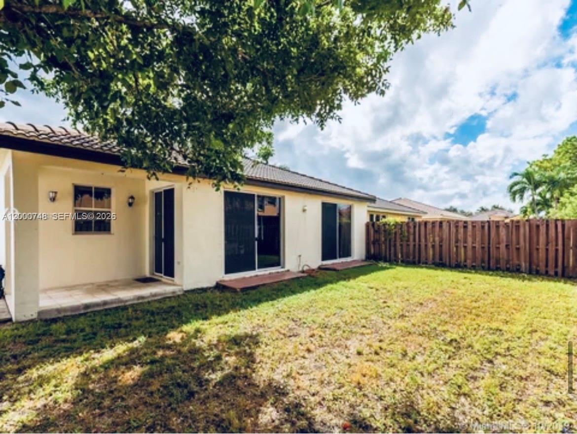 8135 NW 198th Terrace