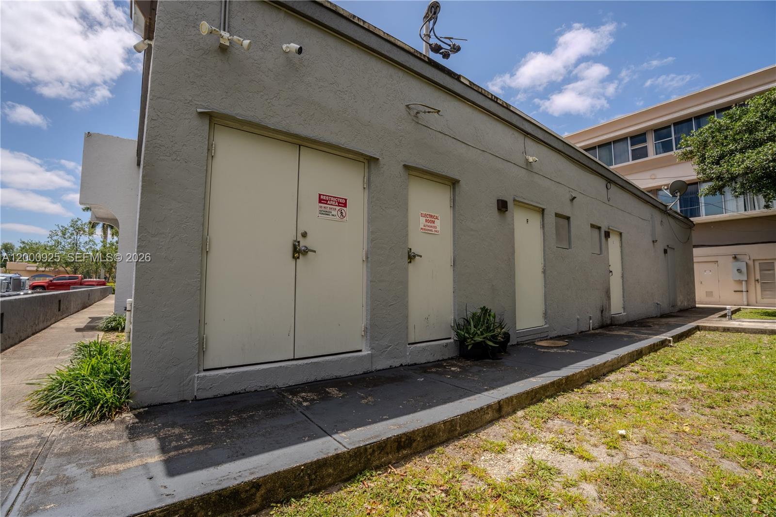 6115 Miramar Parkway