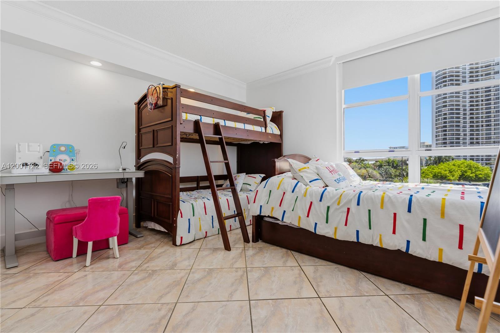3600 Mystic Pointe Drive