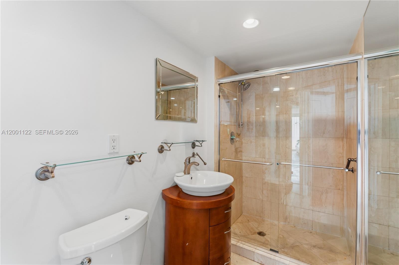 3600 Mystic Pointe Drive
