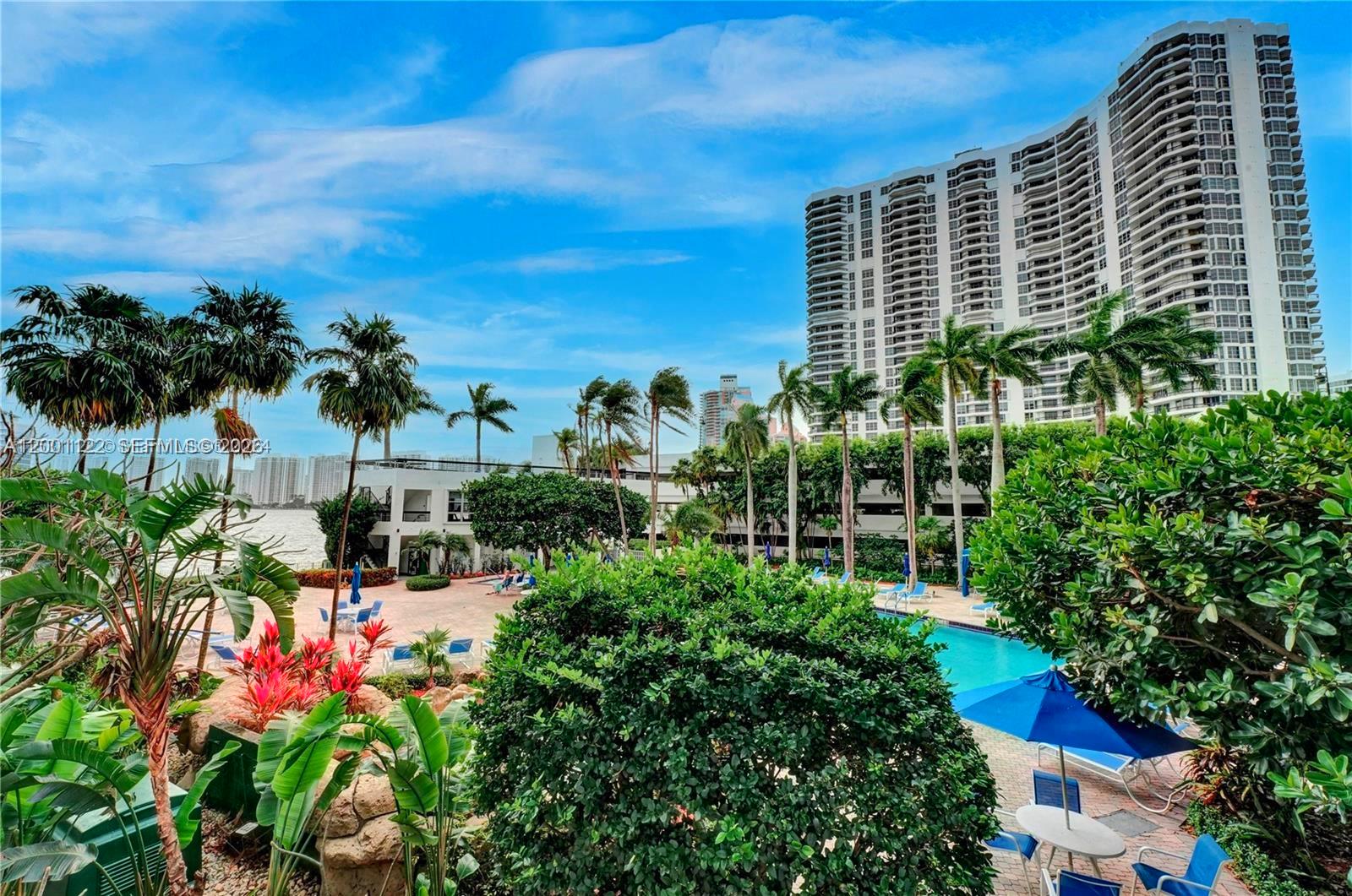 3600 Mystic Pointe Drive