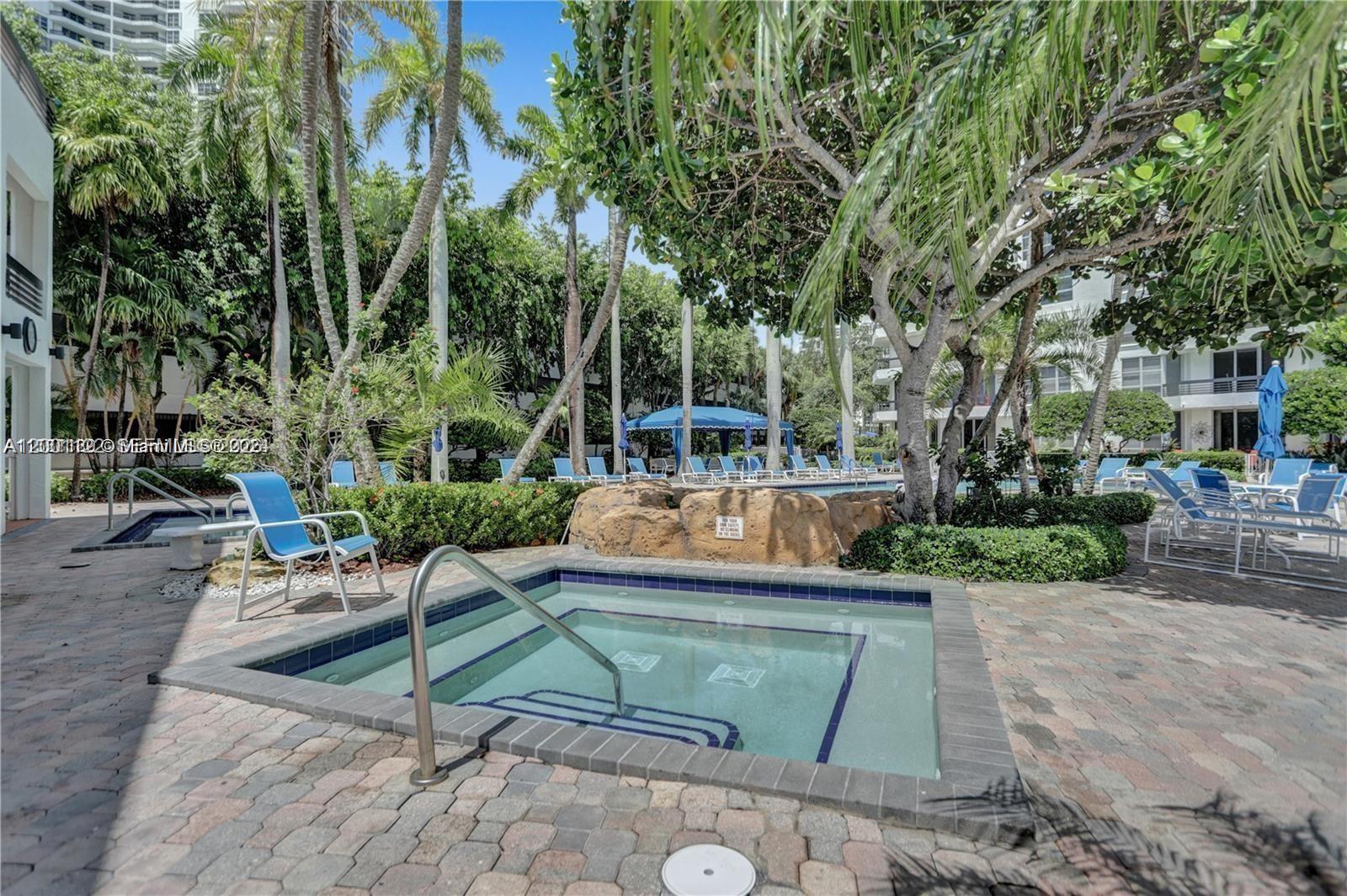 3600 Mystic Pointe Drive