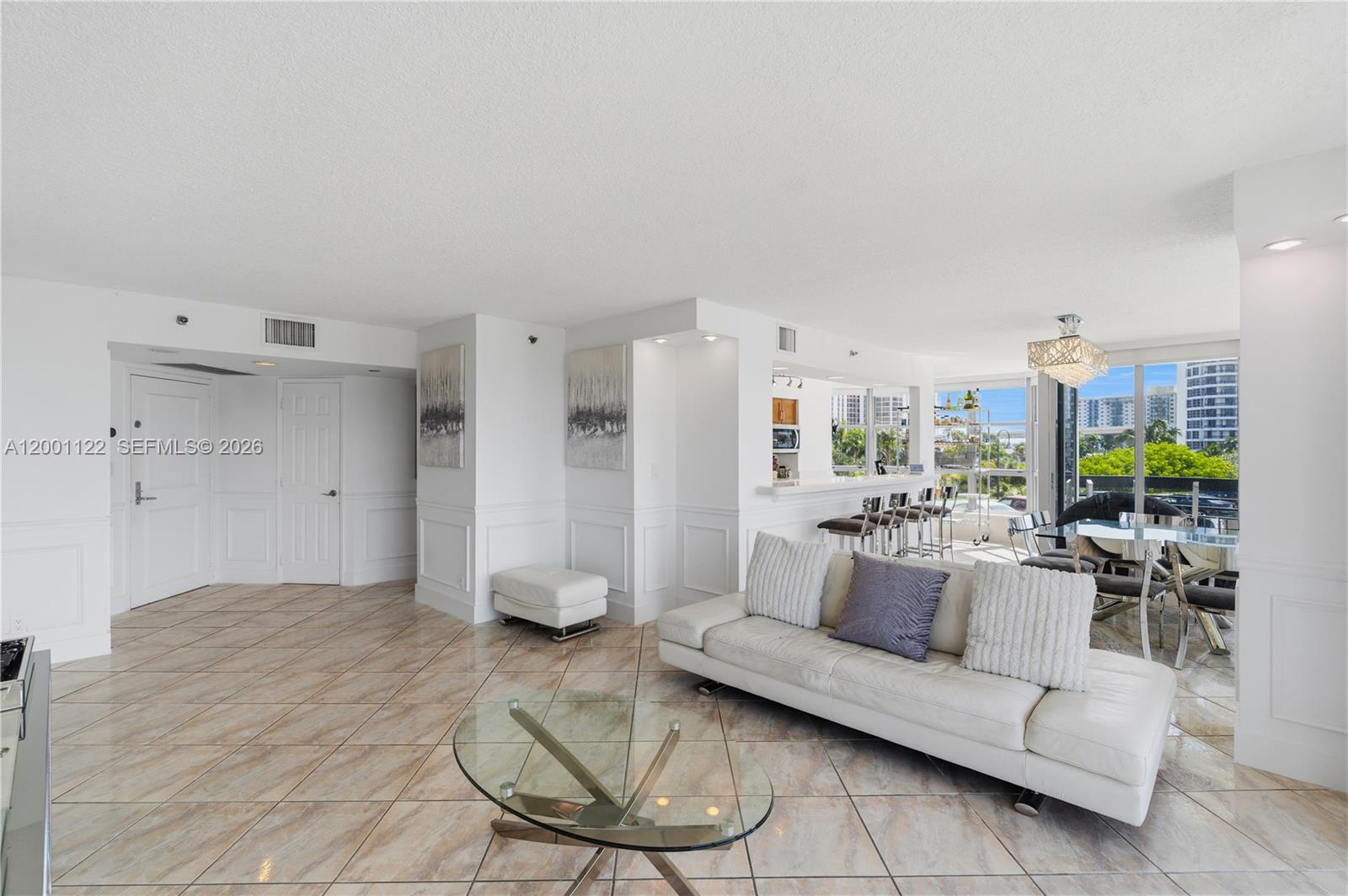 3600 Mystic Pointe Drive