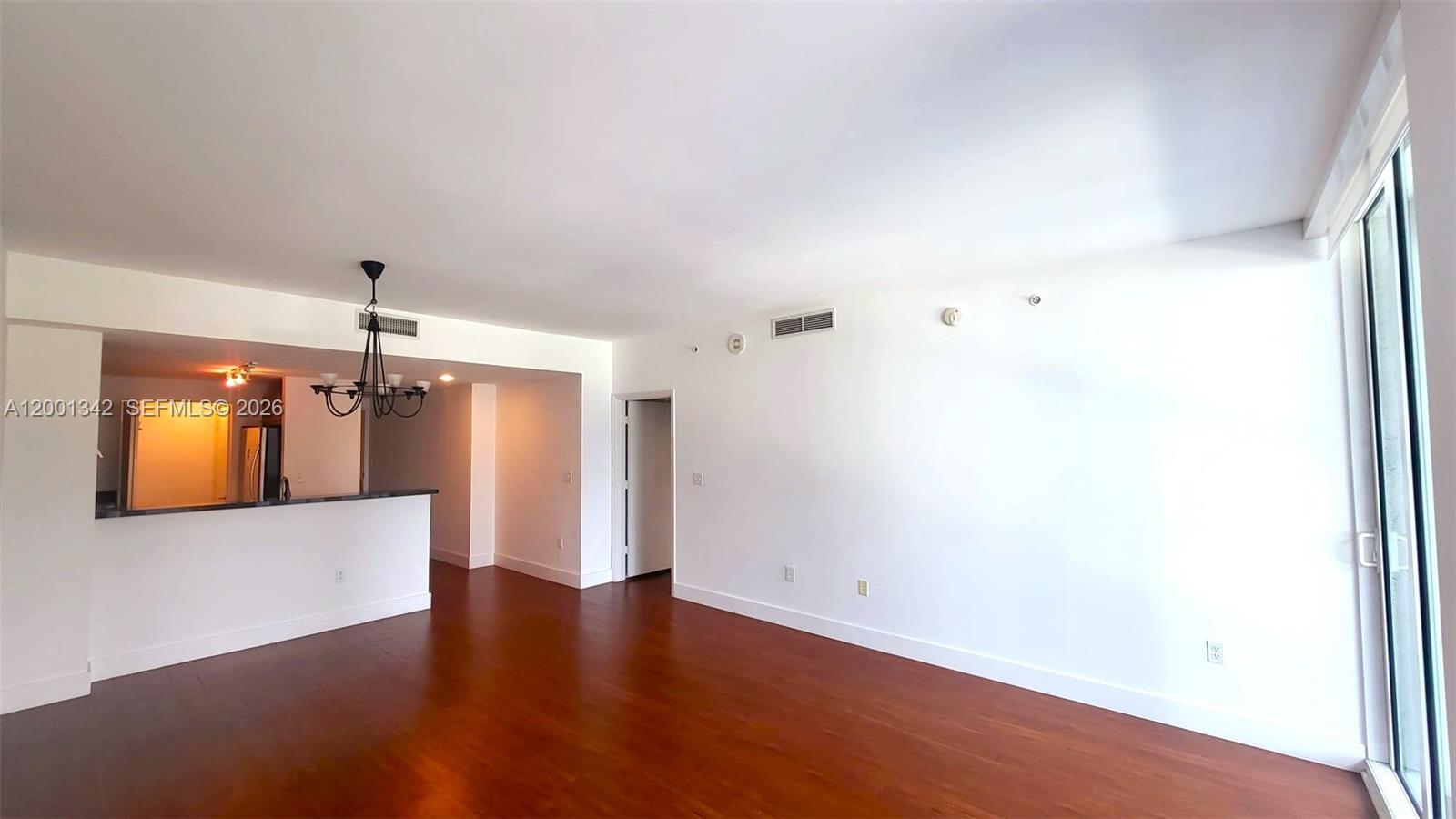 253 NE 2nd Street