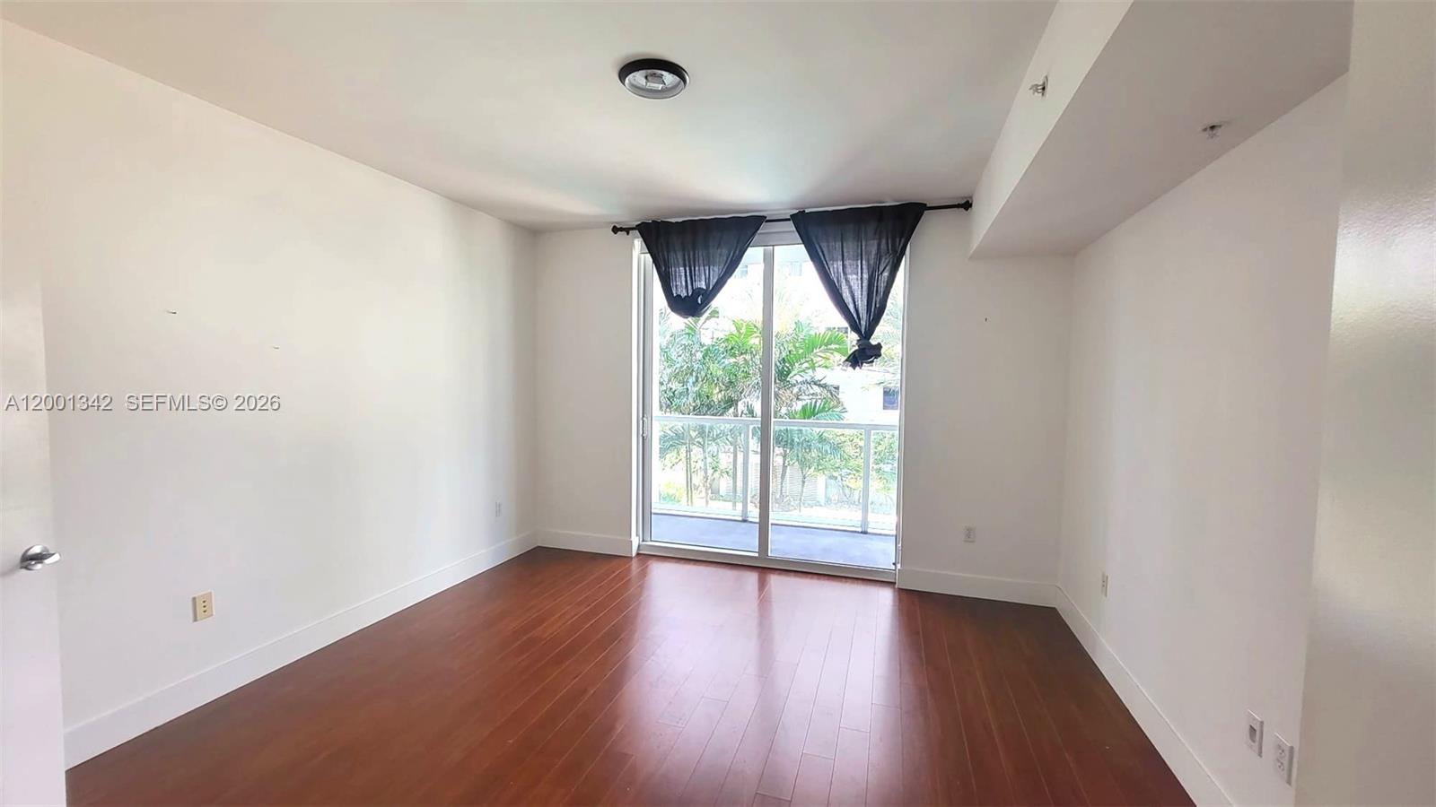 253 NE 2nd Street