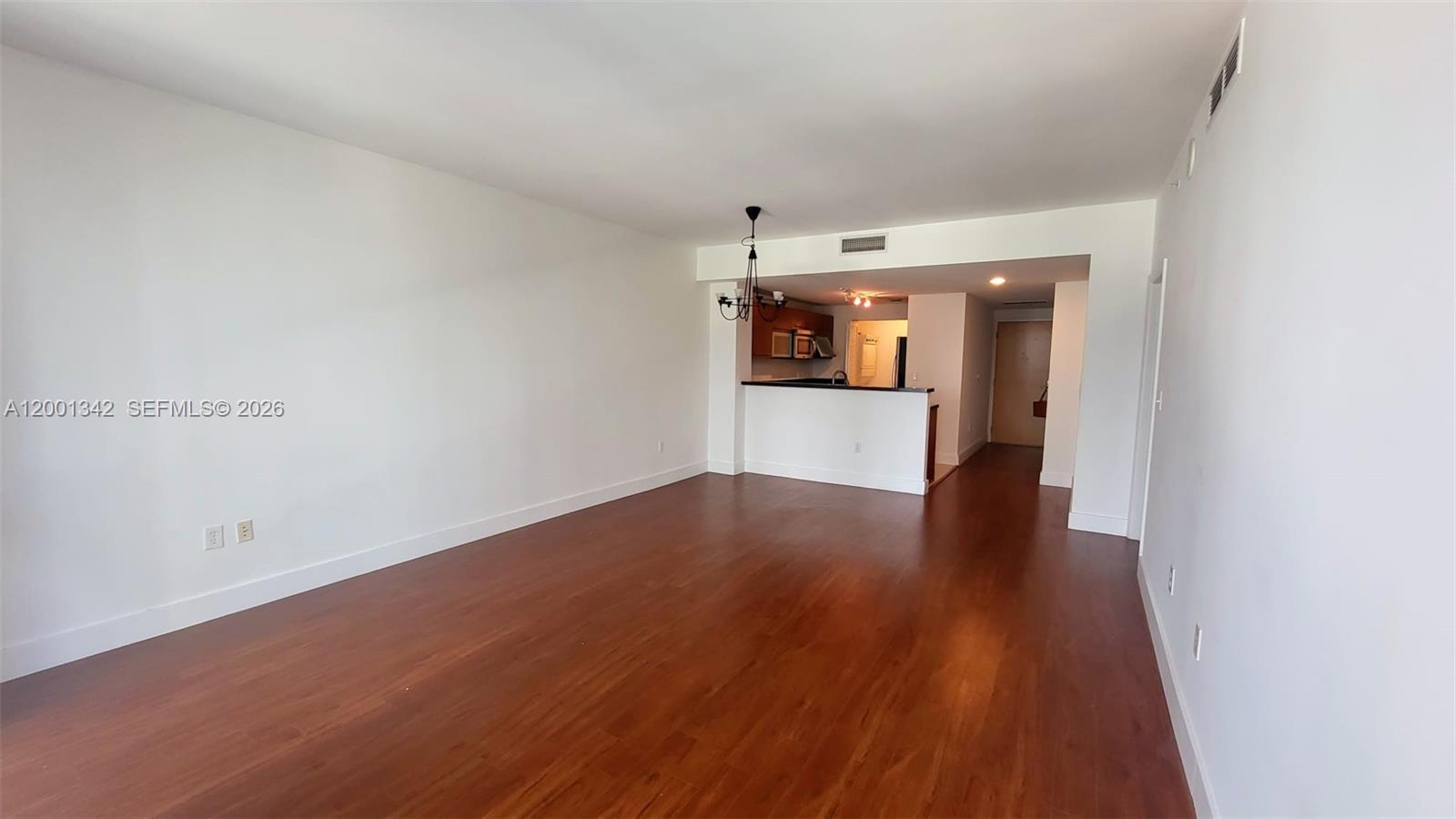253 NE 2nd Street