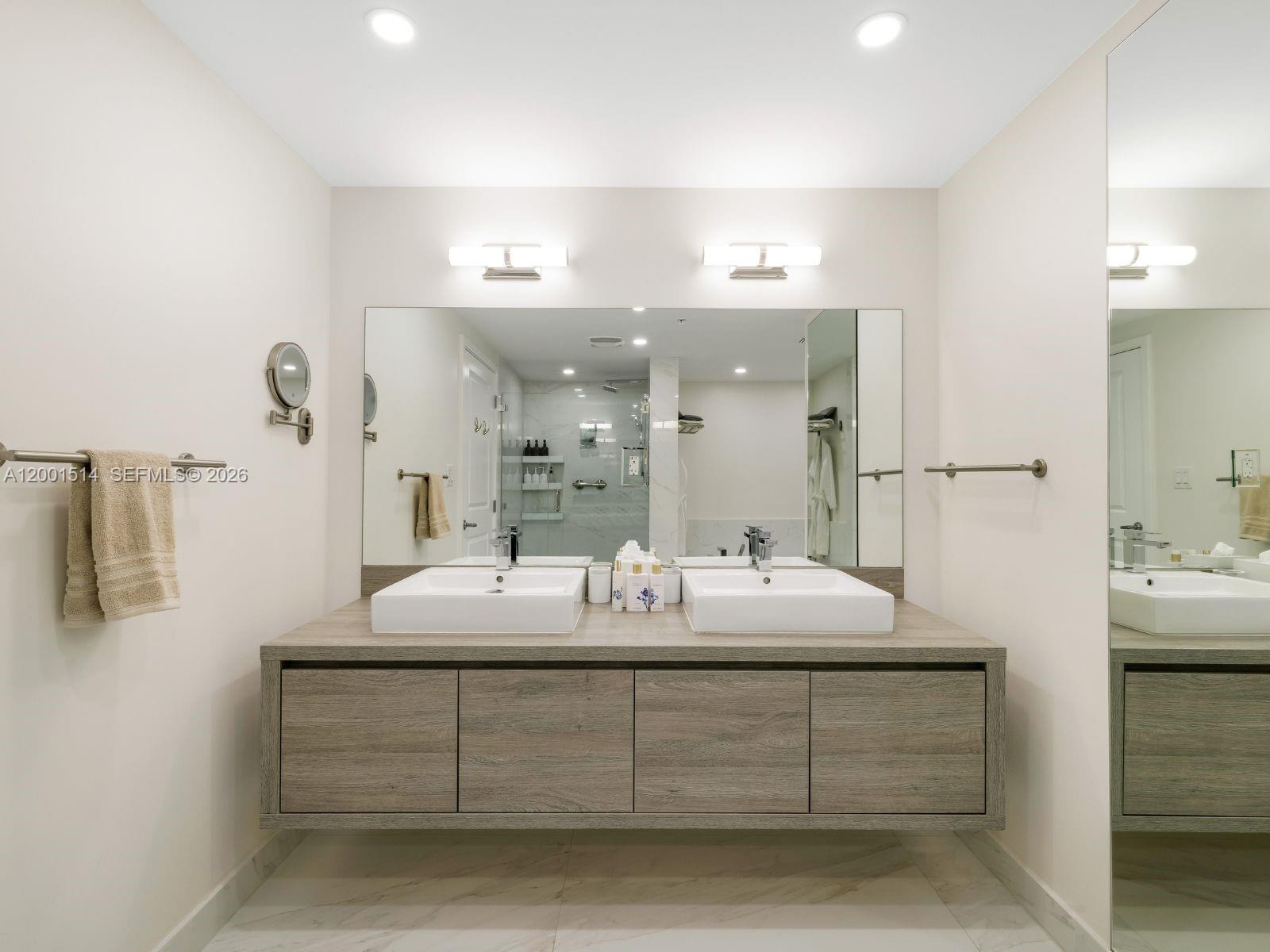 400 Sunny Isles Boulevard