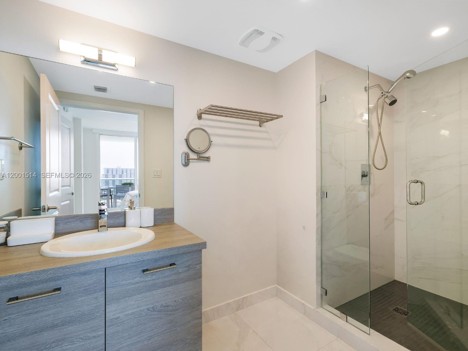 400 Sunny Isles Boulevard