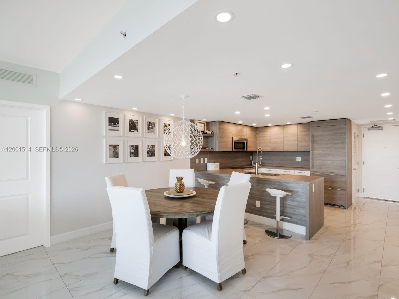 400 Sunny Isles Boulevard