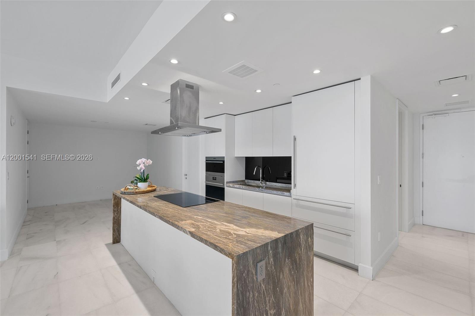 700 NE 26 Terrace