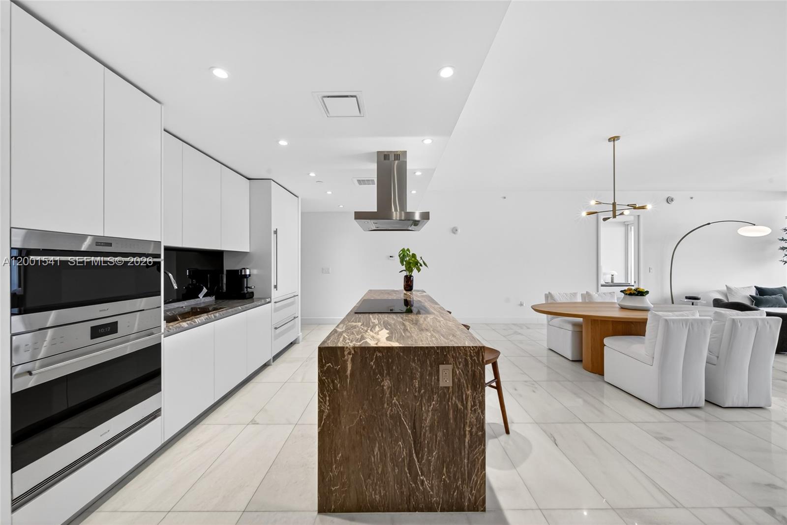 700 NE 26 Terrace