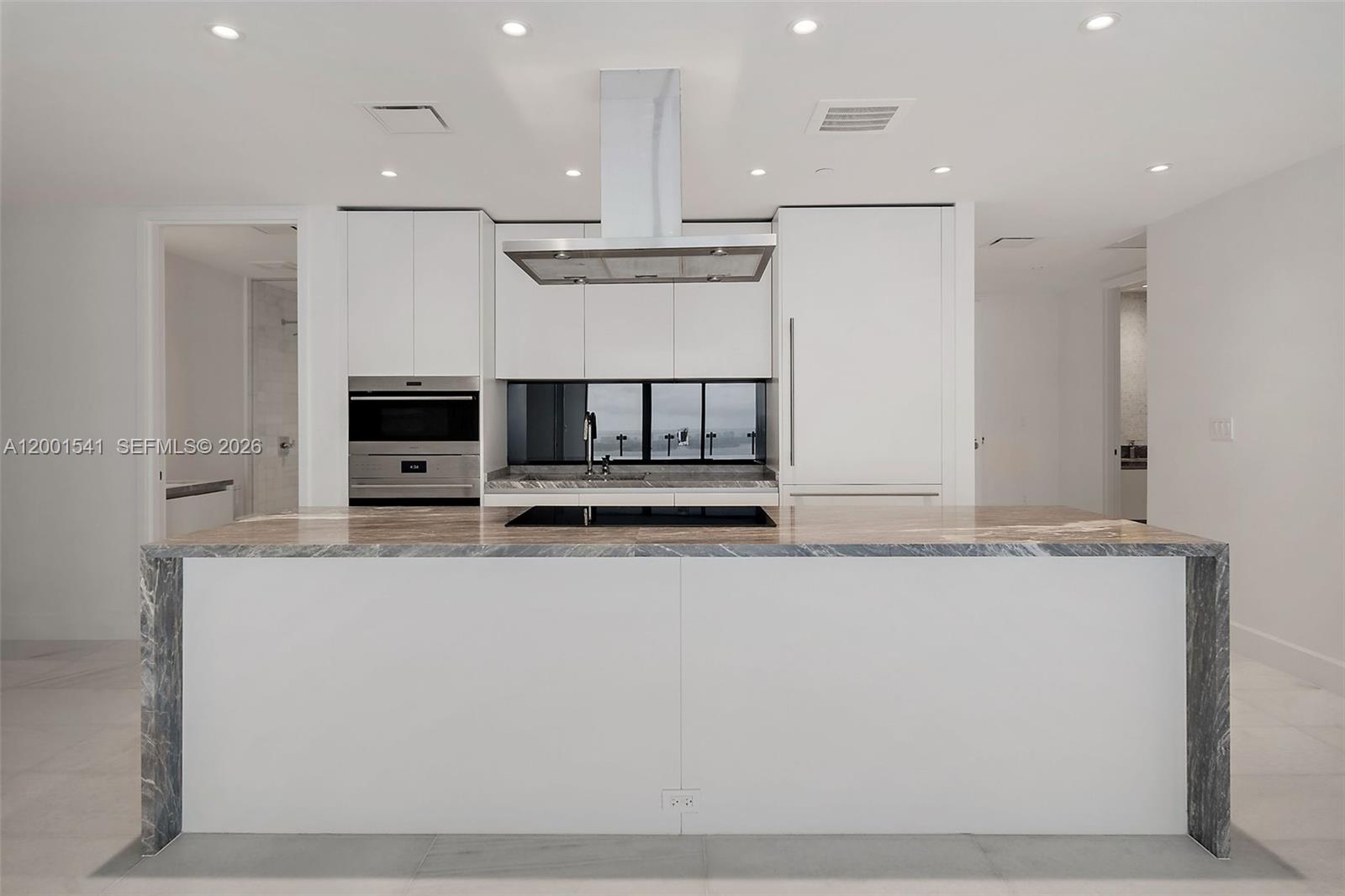 700 NE 26 Terrace