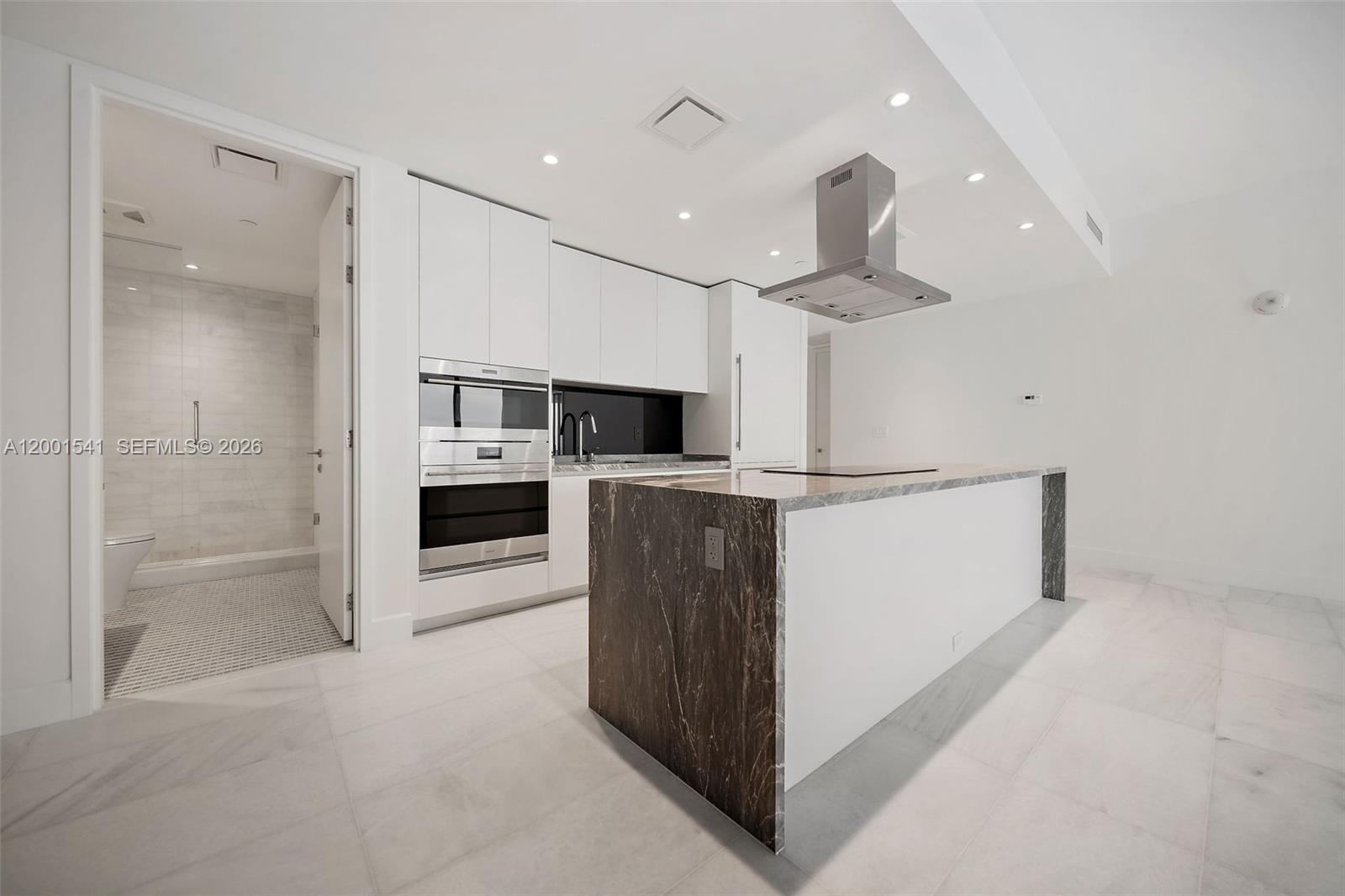 700 NE 26 Terrace