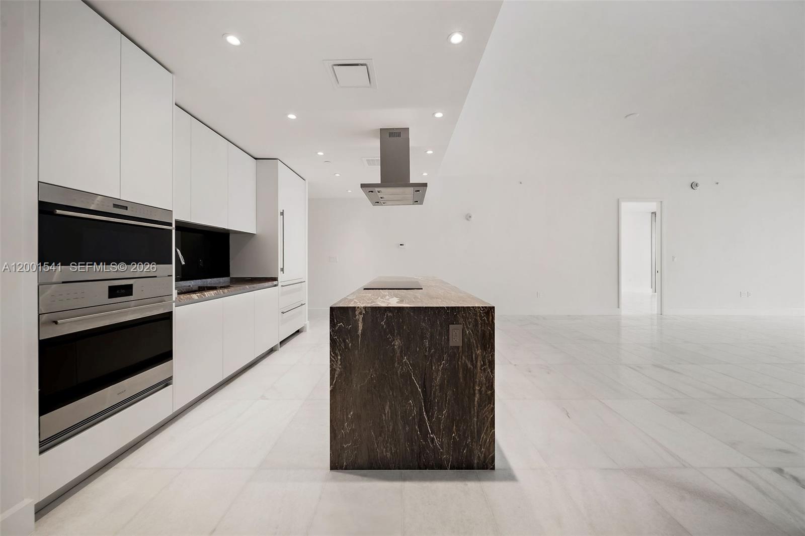 700 NE 26 Terrace