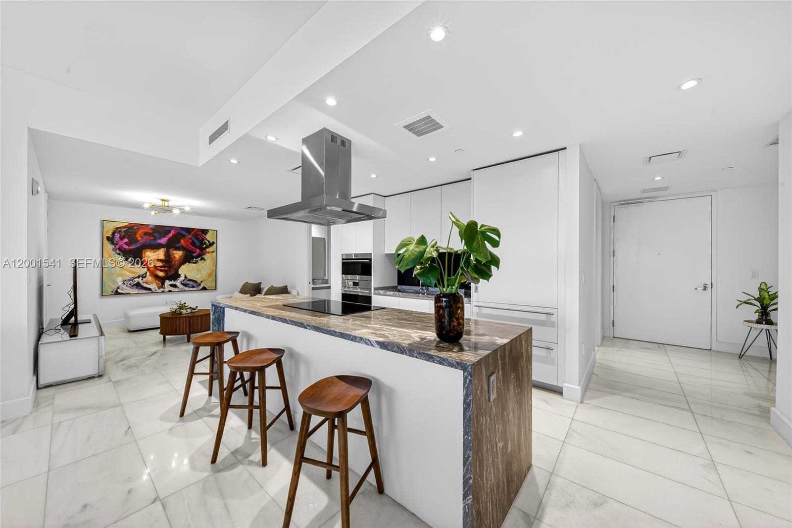 700 NE 26 Terrace