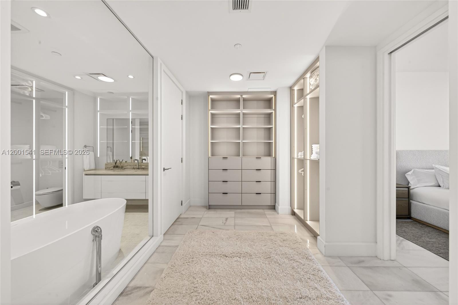 700 NE 26 Terrace
