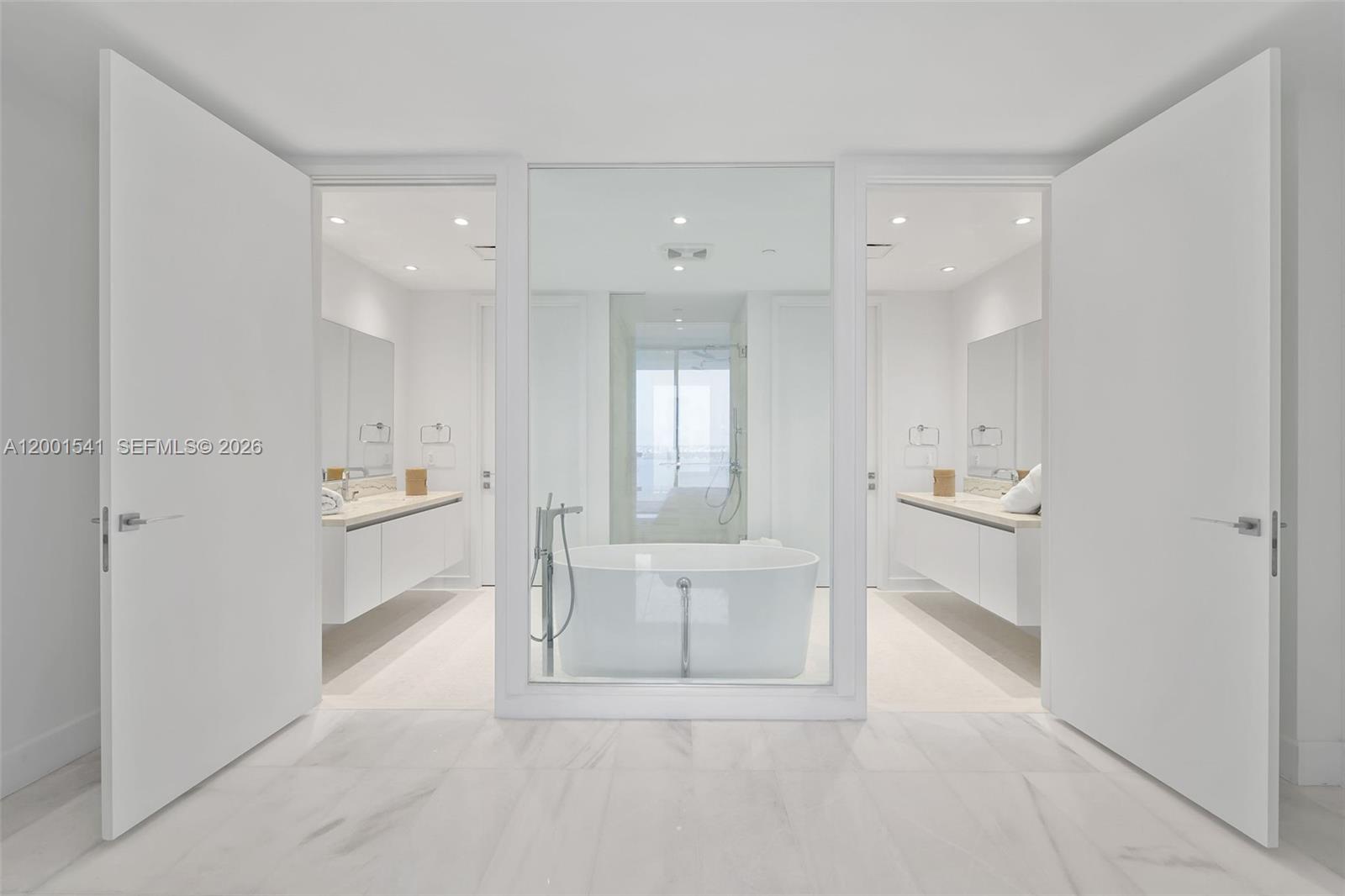 700 NE 26 Terrace