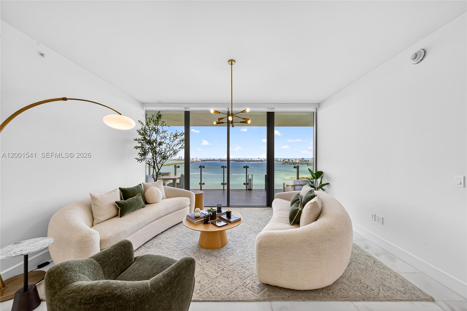 700 NE 26 Terrace