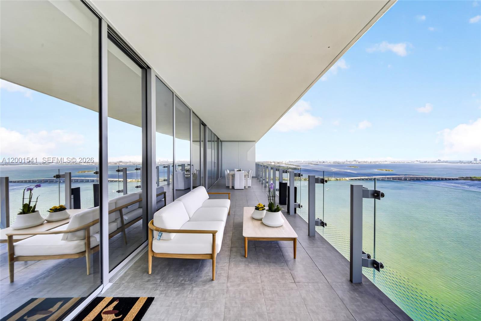 700 NE 26 Terrace