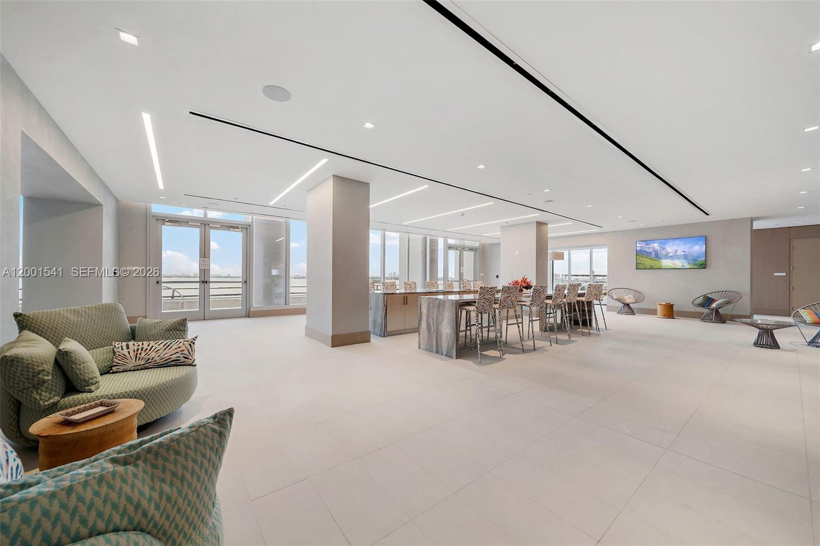 700 NE 26 Terrace