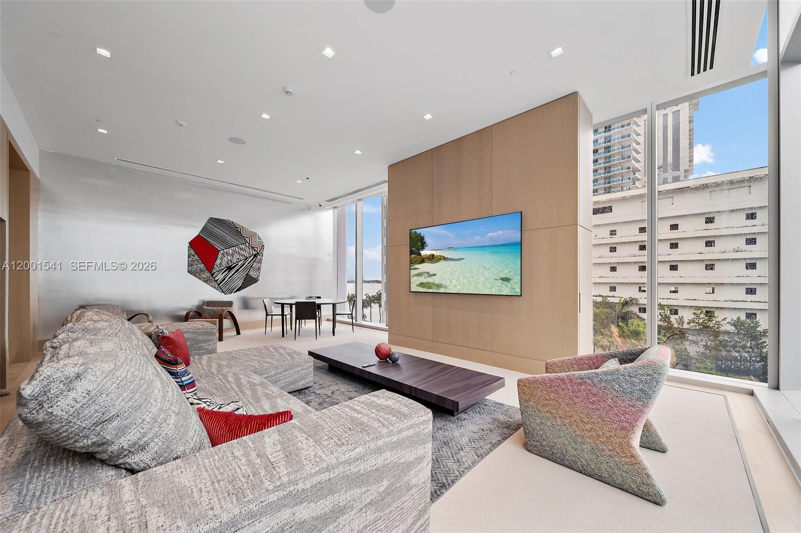 700 NE 26 Terrace