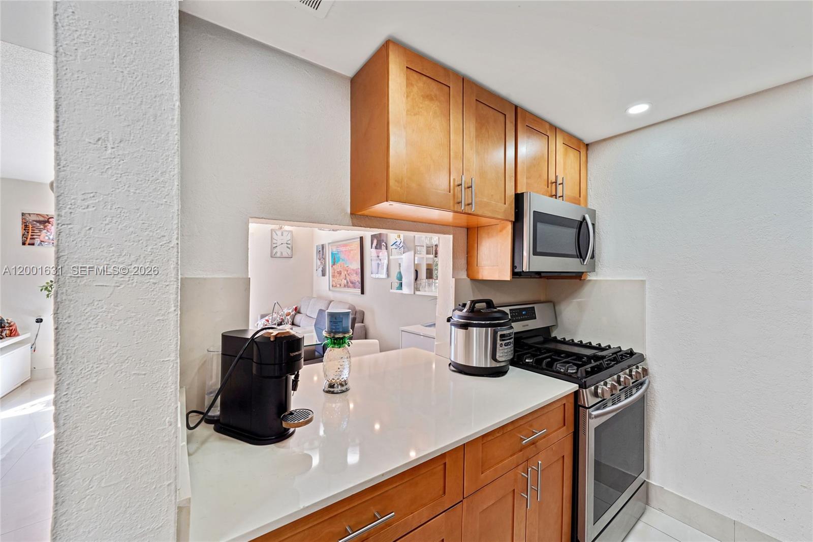 1305 W 53rd Street